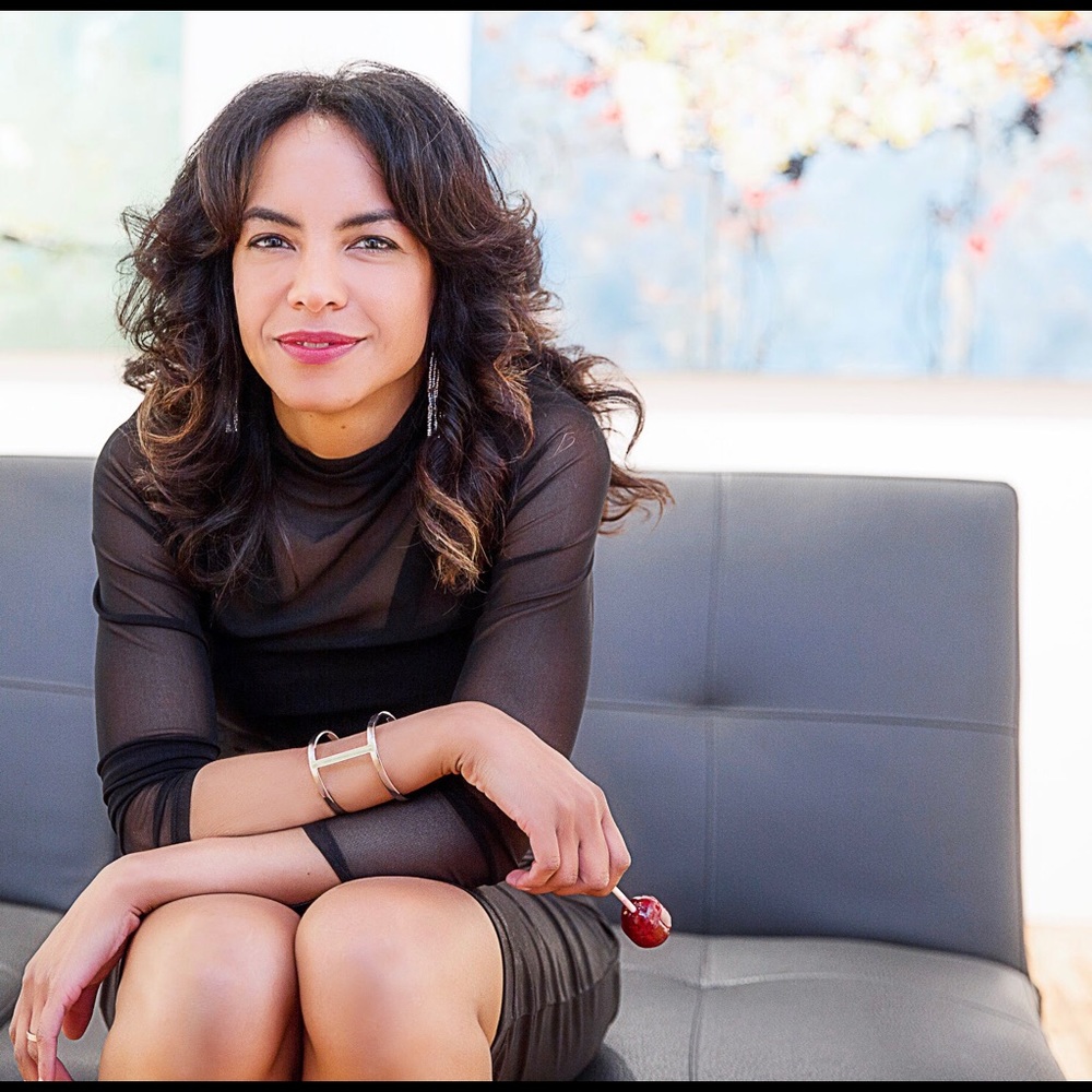 Meet your Posher, Tina mari